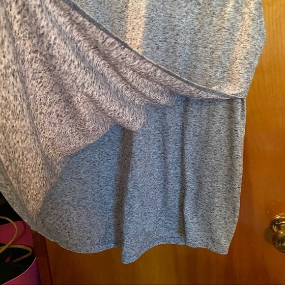 Athleta Tank Top Heather Gray Crossover Getaway Workout Layered Sleeveless XS - Picture 3 of 8